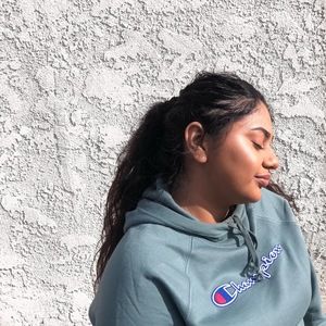 Meet your Posher, Cindy hernandez